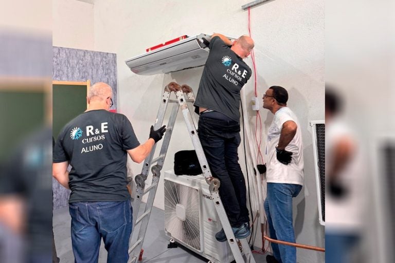 Curso De Ar Condicionado Da R&e Cursos Ganha Destaque (7)