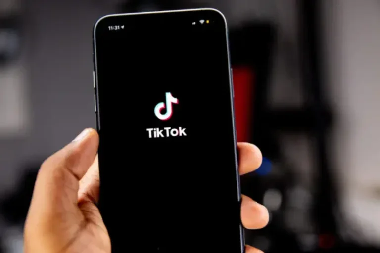 Desafio No Tiktok: o celular da menina foi apreendido e será periciado.