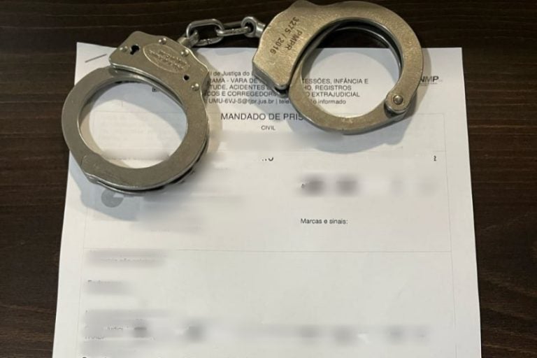 Homem procurado pela Justiça: a prisão ocorreu na tarde deste domingo (27).