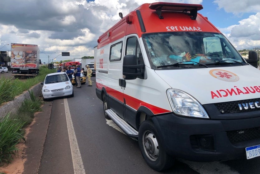 Motociclista é Socorrido Após Queda Perto Do Viaduto Da Pr 323 (1)