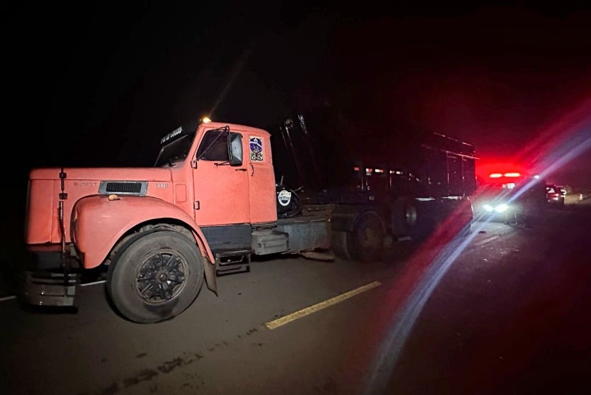 Motociclista Morre Após Bater Em Caminhão Parado Em Umuarama (2)
