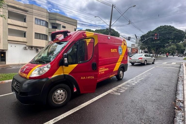 Mulher: O acidente foi atendido por uma equipe do Siate, o serviço de emergência do Corpo de Bombeiros.
