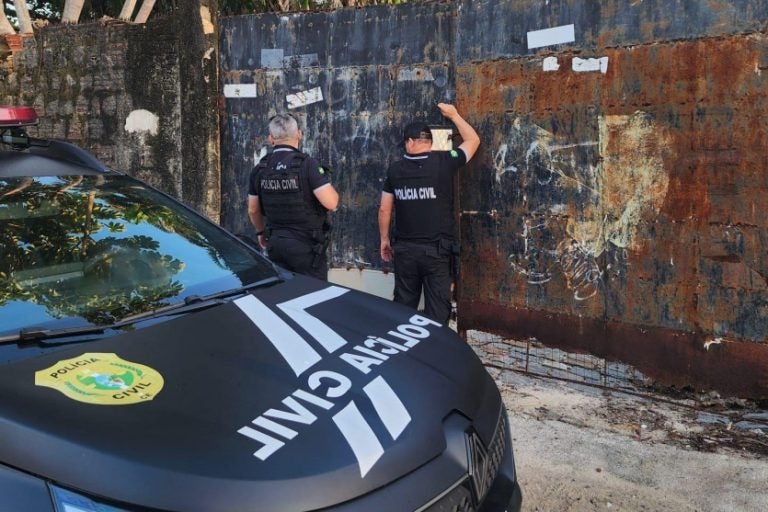 Operação mira grupo que desviou: os suspeitos usavam engenharia social para enganar servidores municipais.