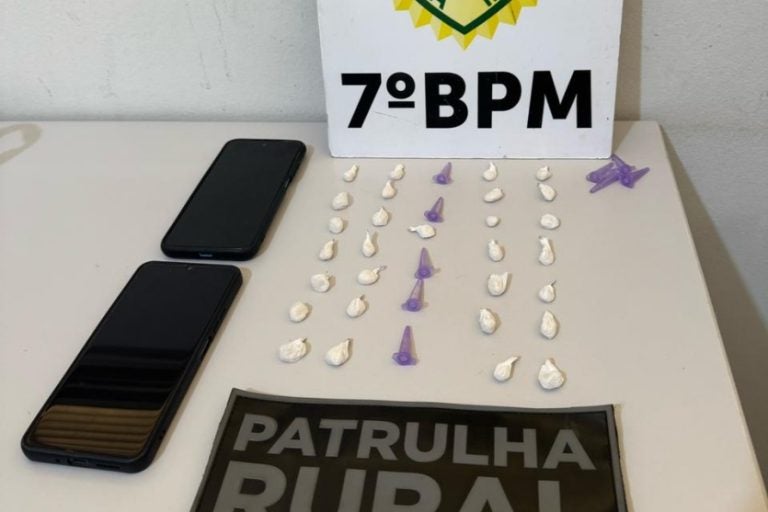 PM apreende drogas: as apreensões aconteceram nesta quinta-feira (3).