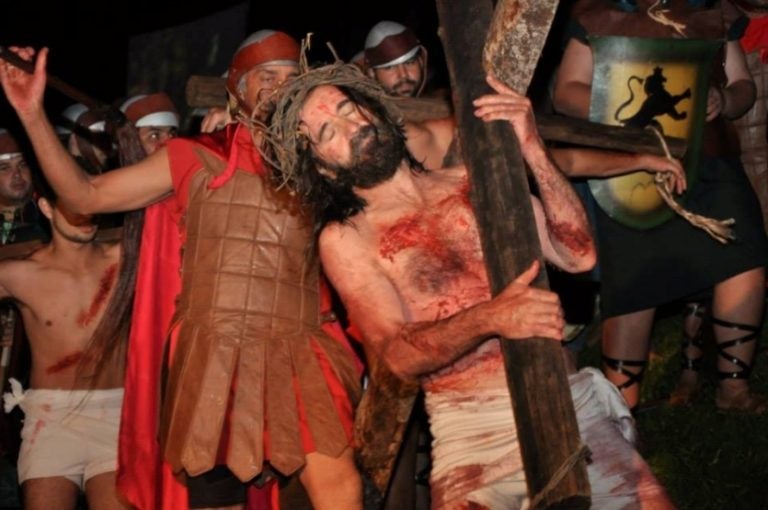 Paixão De Cristo O Espetáculo Teatral Que Emociona Umuarama Há 45 Anos! (2)