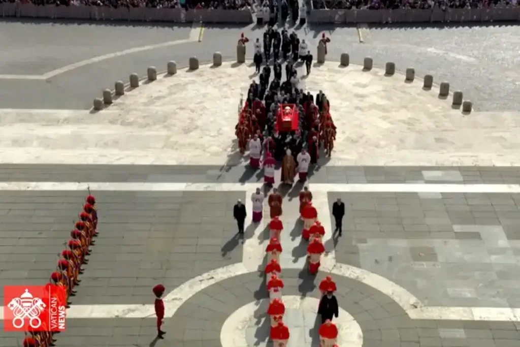 Papa Francisco Corpo Do Pontífice é Transferido à Basílica De São Pedro 2