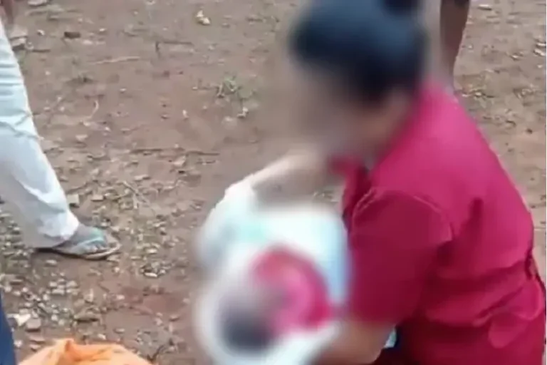 Recém nascido atacado