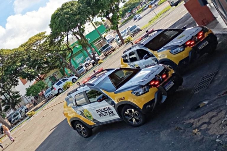 Rodoviária Homem é Atingido Por Pedra Jogada Por Desconhecida