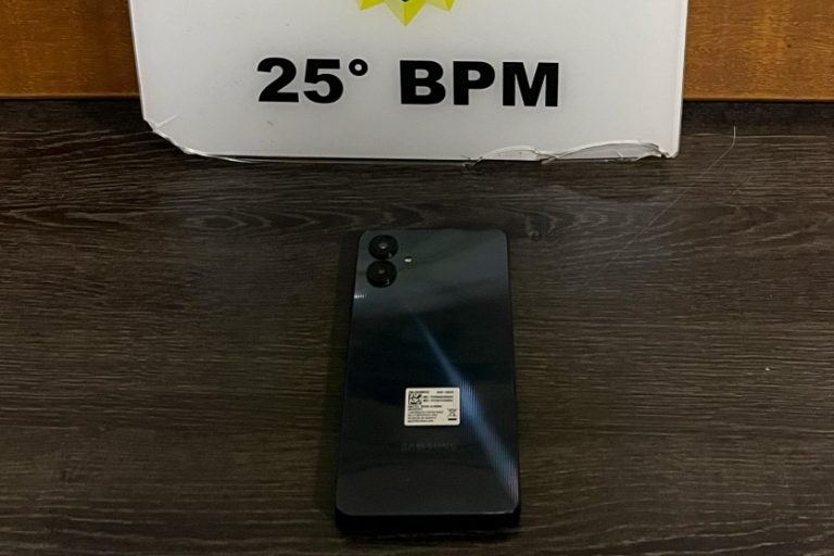 Roubo De Celular: A ocorrência foi registrada por volta das 2h40 da madrugada na Avenida Rolândia.