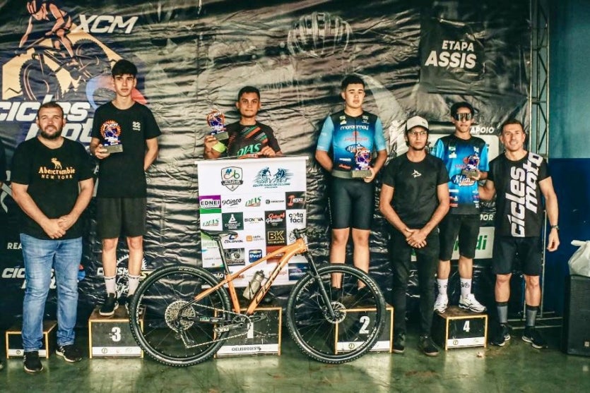 Umuaramenses Pedalam Debaixo De Chuva E Conquistam 7 Pódios (9)