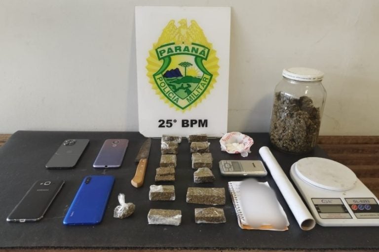 Tráfico de drogas: a ocorrência foi registrada na tarde deste sábado (26).