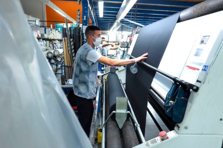 Agência Do Trabalhador Abre Vagas De Emprego Em Múltiplos Setores