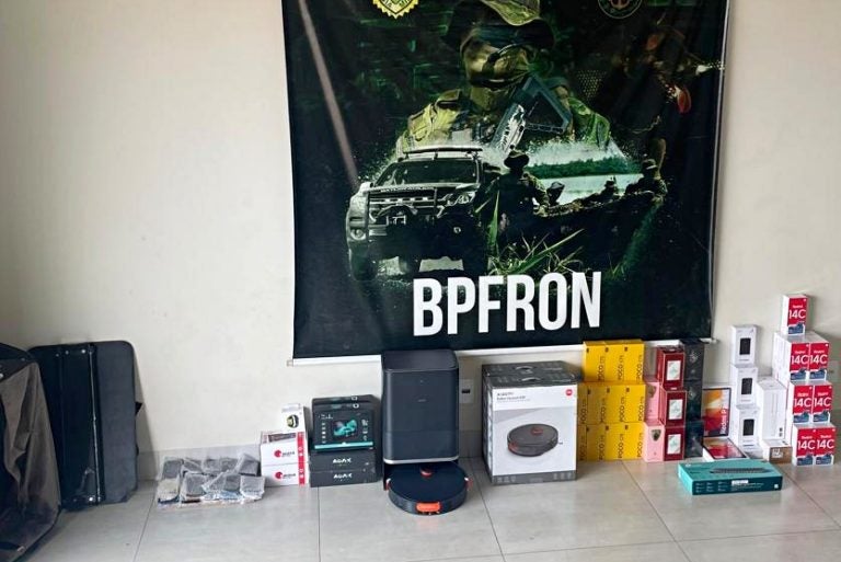 Bpfron Umuarama Apreende Mercadorias Em ônibus Na Rodoviária