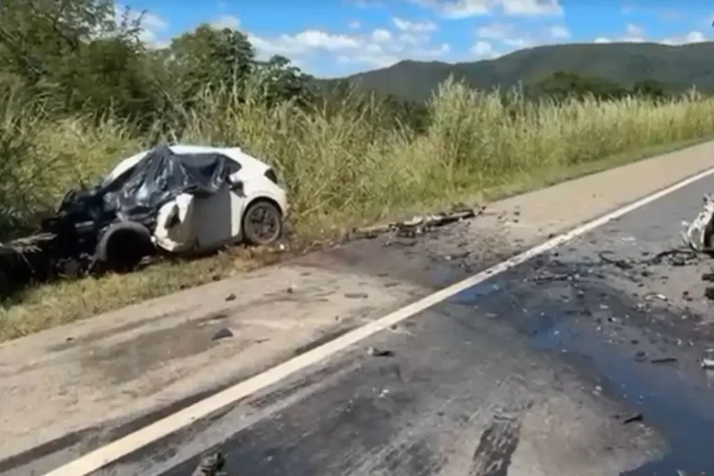 Br 060 Acidente Mata Duas Estudantes De Medicina E Fere Três 1