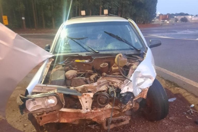 Colisão Entre Caminhão E Carro Deixa Um Ferido Em Rodovia De Assis Chateaubriand