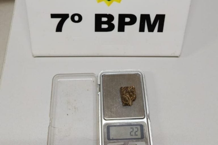 Homem é flagrado com maconha: o flagrante aconteceu durante patrulhamento policial