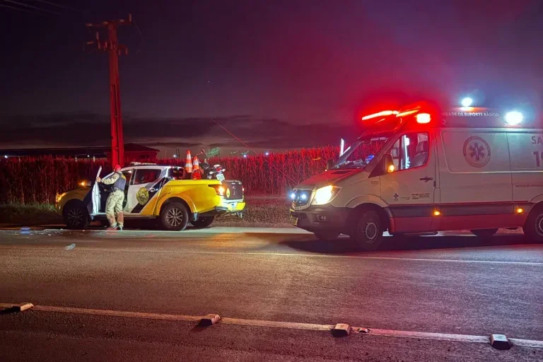 Homem Sofre Acidente De Moto Na Pr 317