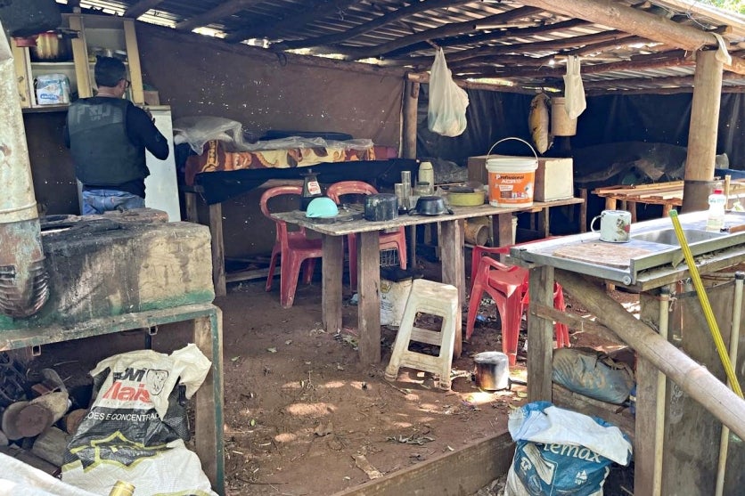 Iat Multa E Recolhe Equipamentos De Pesca No Rio Piquiri (5)