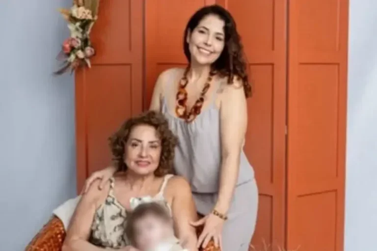 Mulher Encontrada Morta Com Mãe E Filha Desabafou Nas Redes Sociais