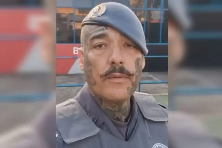 Pm Demitido Por Abandono De Posto é Investigado Por Furto De Orquídea