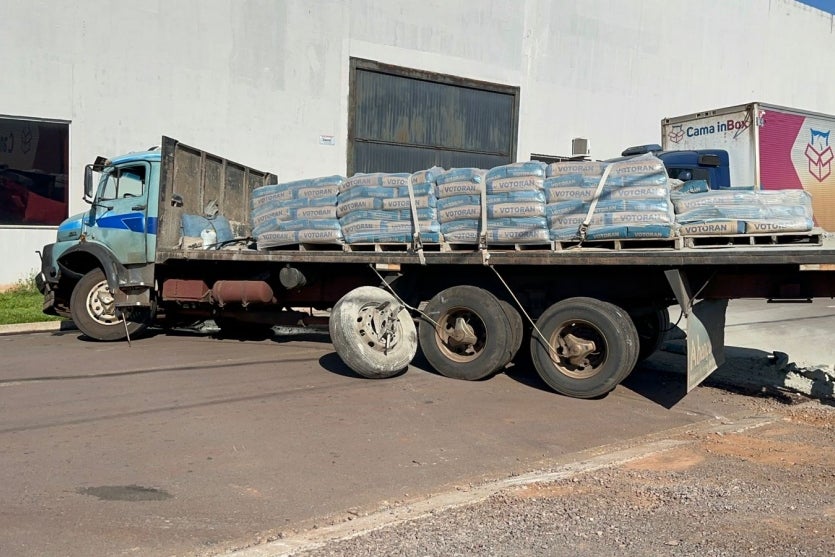 Pr 323 Vaquinha Busca Ajudar Caminhoneiro Envolvido Em Colisão (1)