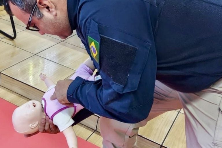 PRF Salva bebê de 3 dias: o salvamento ocorreu na unidade operacional da PRF, localizada na BR-376.