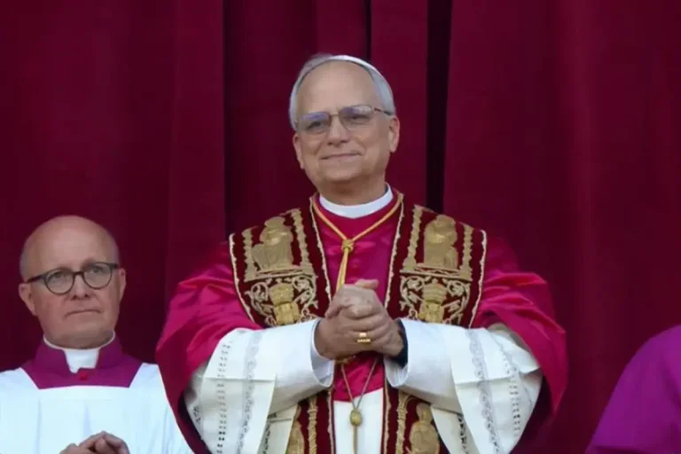 Papa Leão Xiv Cresceu Em Um Subúrbio Ao Sul De Chicago