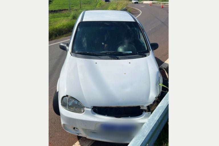 Perobal Motorista Fica Ferido Após Colisão Em Trincheira Na Pr 323
