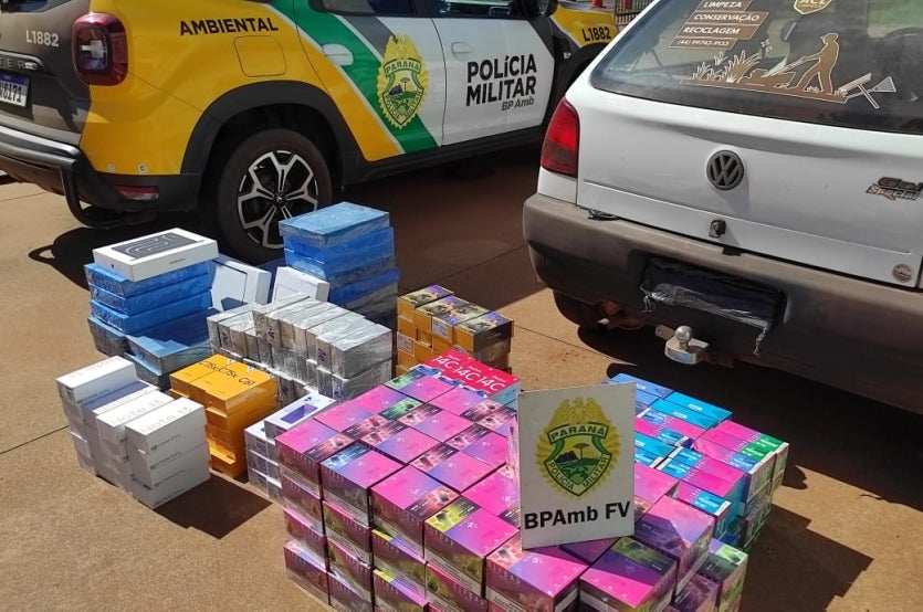 Polícia Apreende Eletrônicos Escondidos Entre Materiais Recicláveis (1)