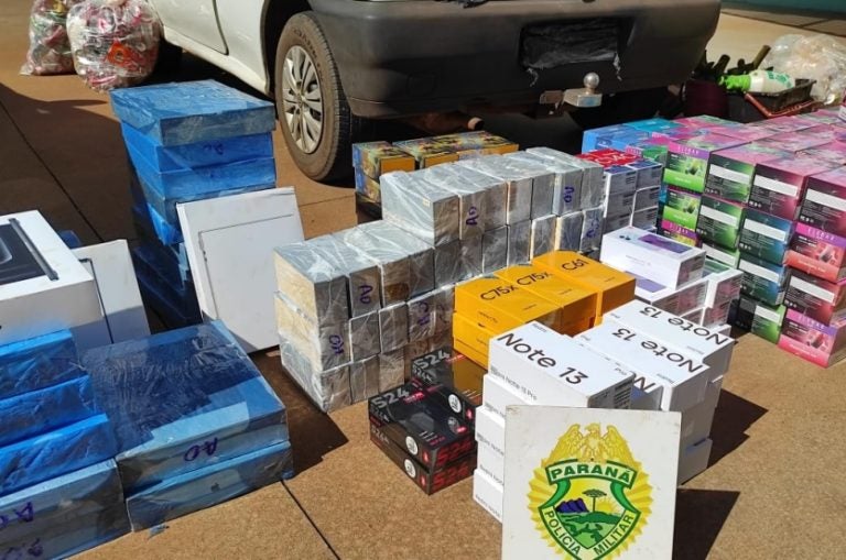 Polícia Apreende Eletrônicos Escondidos Entre Materiais Recicláveis (6)
