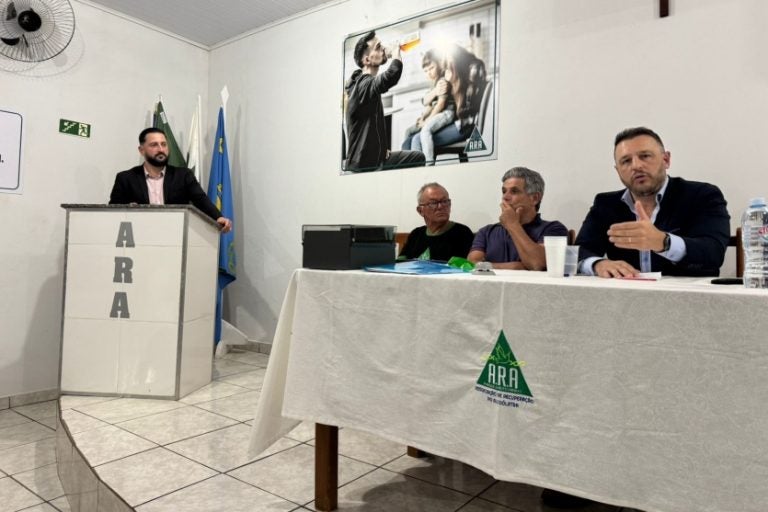 Psiquiatra Debate Dependência Química No Ara Jabuticabeiras (3)