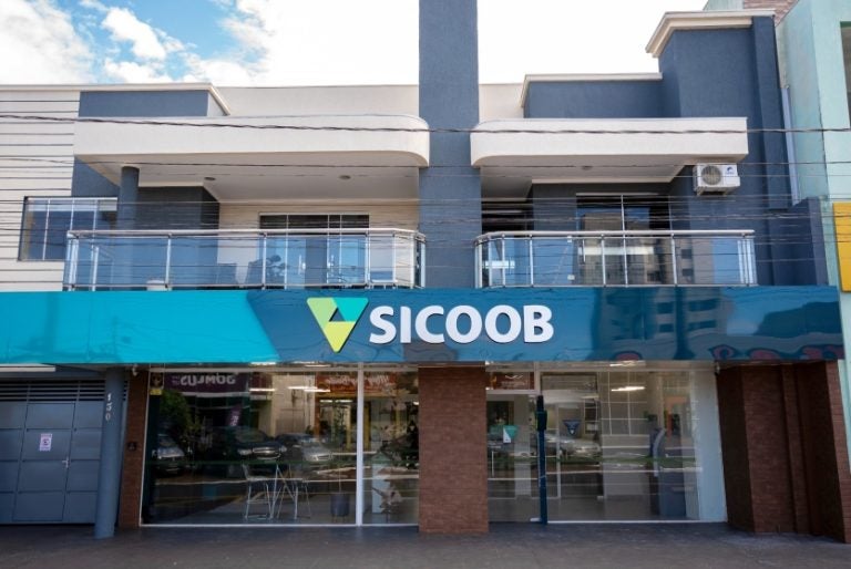 Sicoob Arenito Terá Estante Durante O 1º Torneio Leiteiro De Altônia