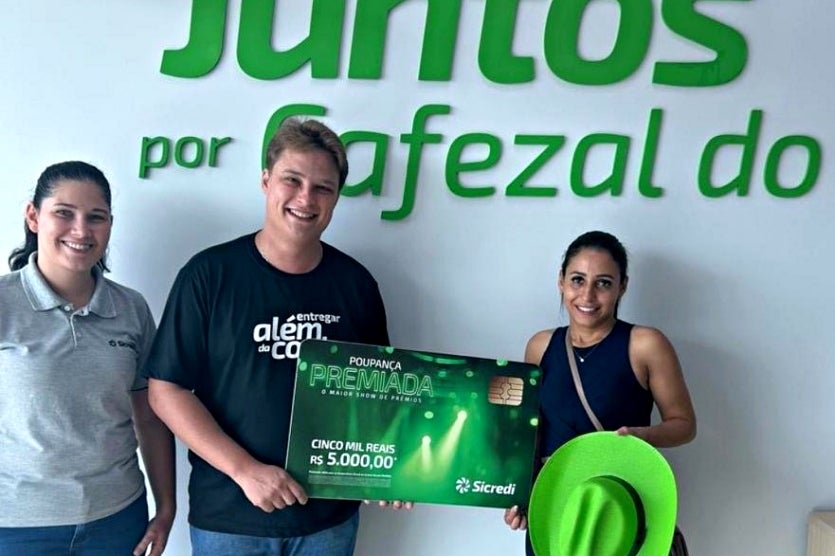 Sicredi Entrega Vários Prêmios Da Campanha Poupança Premiada (1)