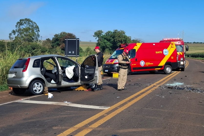 Colisão Na Pr 323 Deixa 4 Feridos, Sendo 2 Em Estado Grave (5)