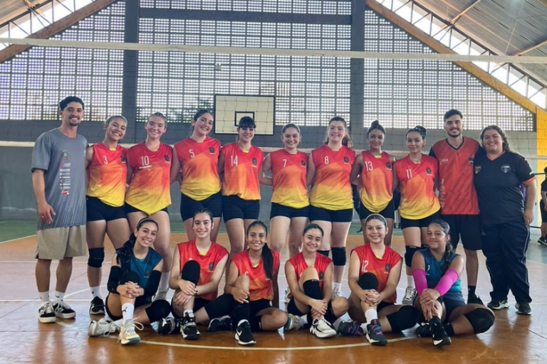 Delegação de Umuarama embarca para a Fase Regional dos Jogos da Juventude do Paraná
