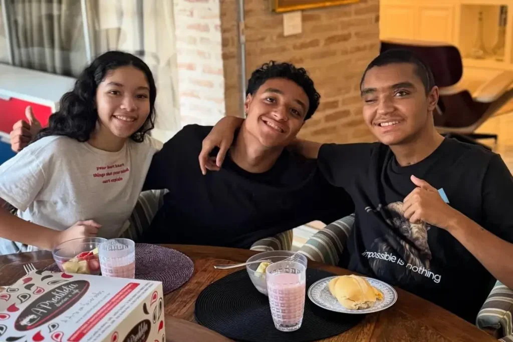 Família Divulga Primeira Foto De Pedro Severino Em Casa 1