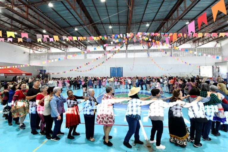 Festa Junina Alegra Centenas De Idosos Da Cidade De Umuarama (1)
