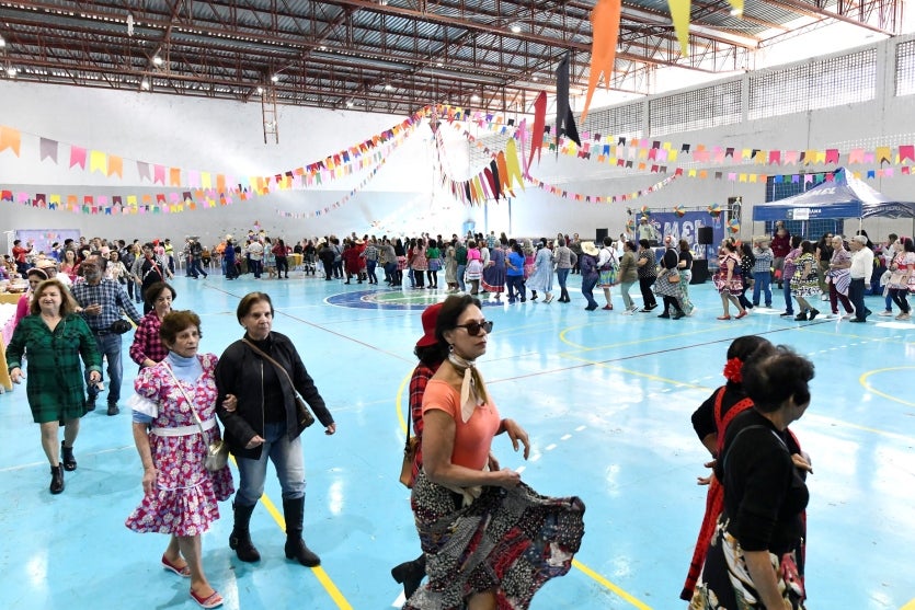 Festa Junina Alegra Centenas De Idosos Da Cidade De Umuarama (2)