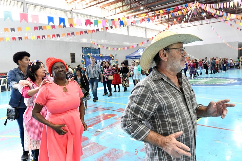 Festa Junina Alegra Centenas De Idosos Da Cidade De Umuarama (3)