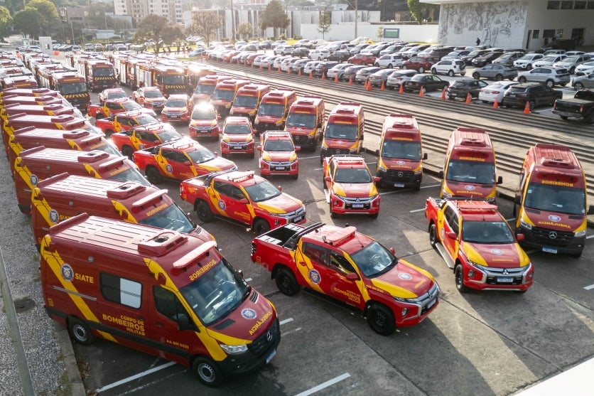 Governo Entrega Veículos E Equipamentos Ao Corpo De Bombeiros (2)