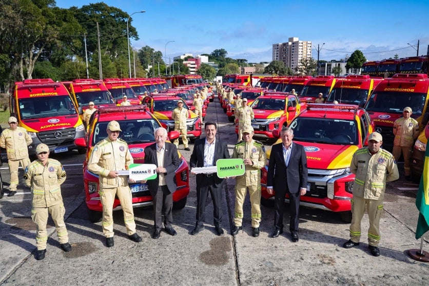 Governo Entrega Veículos E Equipamentos Ao Corpo De Bombeiros (3)