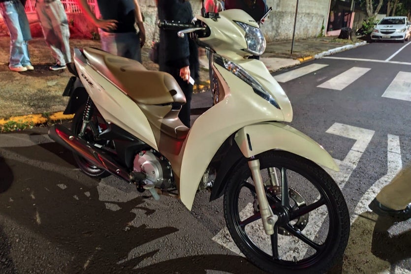 Jovem Fica Ferida Após Colisão Em Cruzamento No Centro (3)