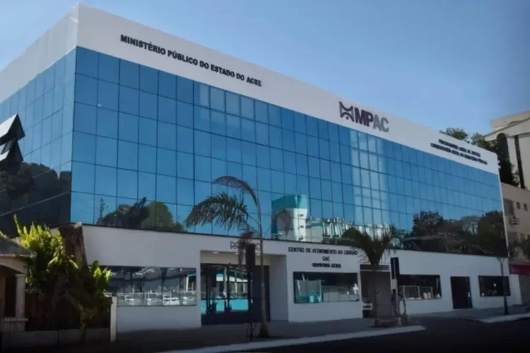 Mpf Vai à Justiça Contra Norma Sobre Uso De Bloqueadores Hormonais Em Menores Trans