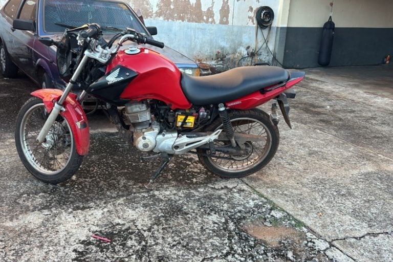Moto furtada: a motocicleta, uma Honda CG 150 Fan, havia sido furtada no último dia 4 de junho.