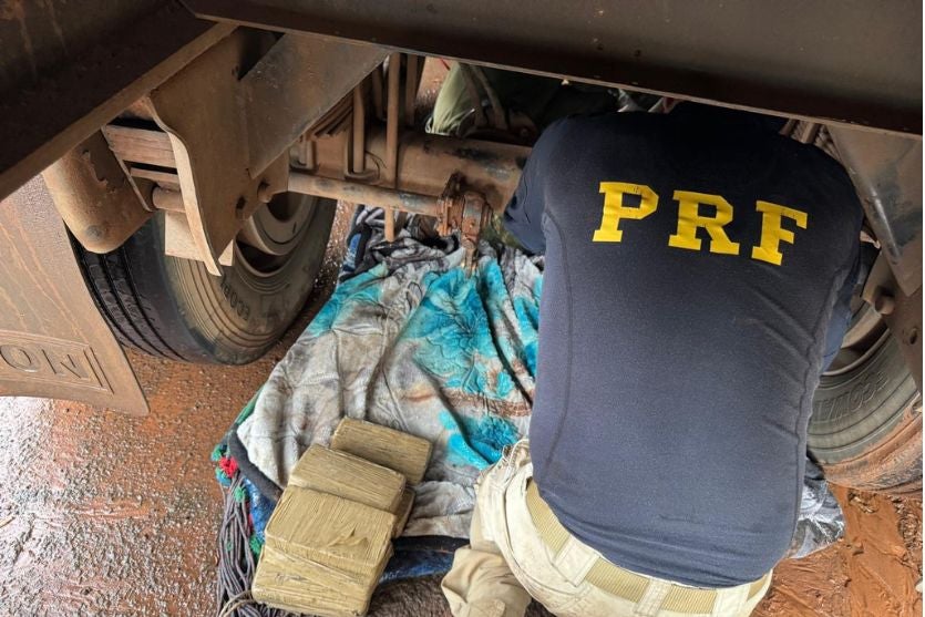 Motorista é Preso Em Umuarama Com Quase 70 Kg De Basta Base De Cocaína (2)