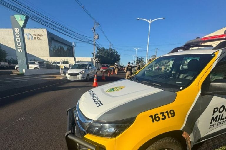 Pm Realiza Operações De Barreira Em Umuarama