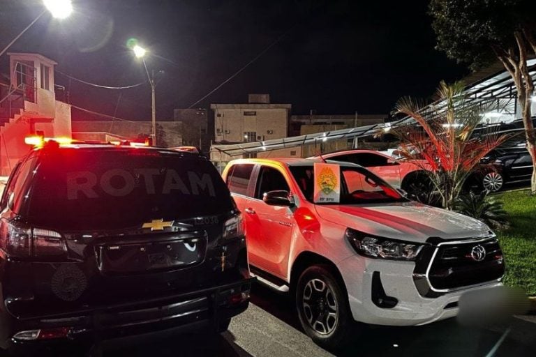 Polícia Recupera Caminhonete Furtada No Centro De Umuarama Horas Após O Crime