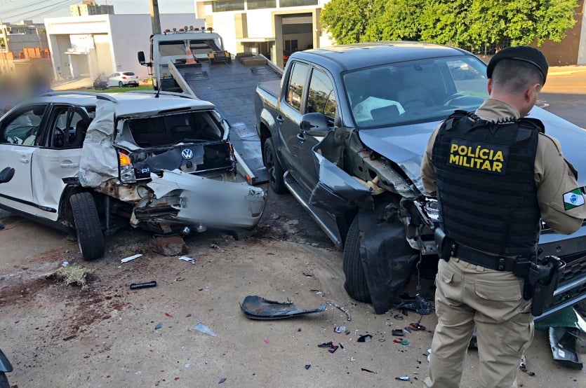 Umuarama Colisão Na Avenida Rio Grande Do Sul Deixa 2 Feridos (1)