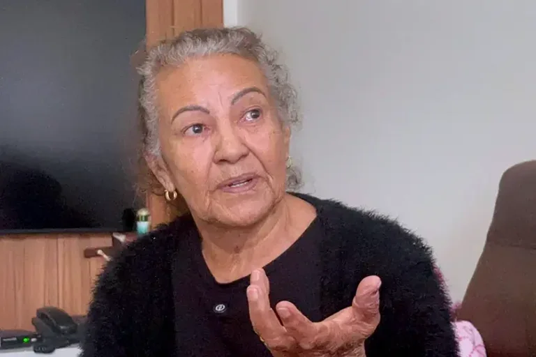 Avó Da Miss Morta Obemdito