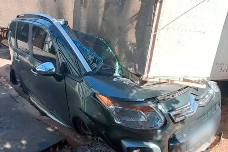 Carro Esmagado